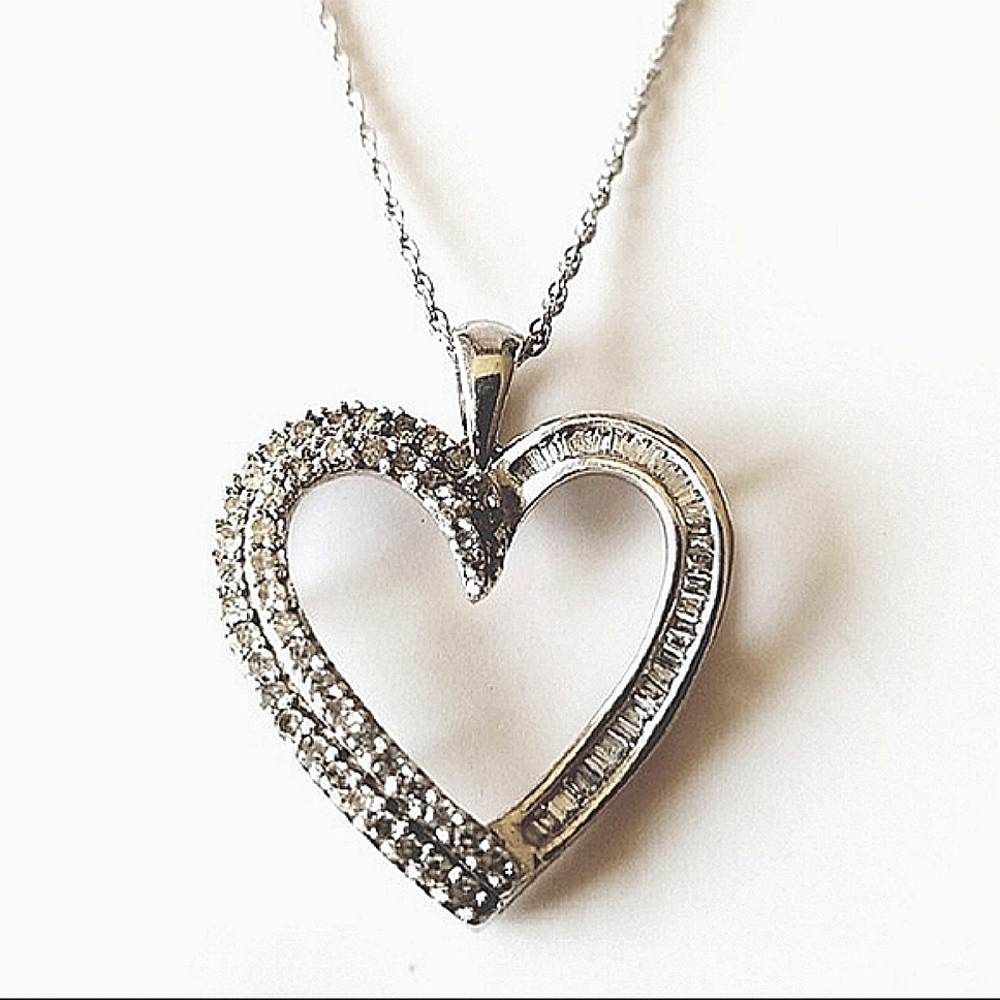 Ashcroft & Oak Diamond Large Heart Pendant Necklace Sterling Silver Classic Gift